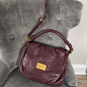 Authentic Marc Jacob top handle w/cross-trap.